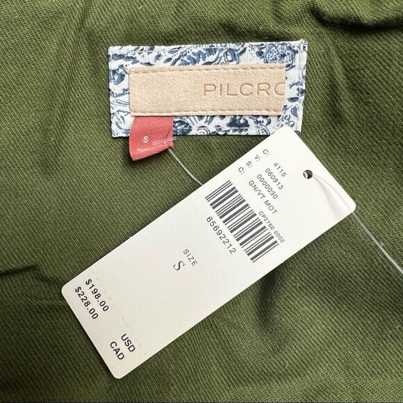 Anthropologie Pilcro Camo Sherpa Vest in Green Motif Small MSRP $198 - Picture 9 of 10